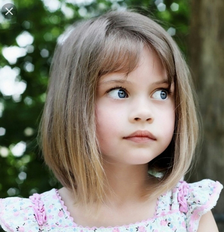 Девочка с каре