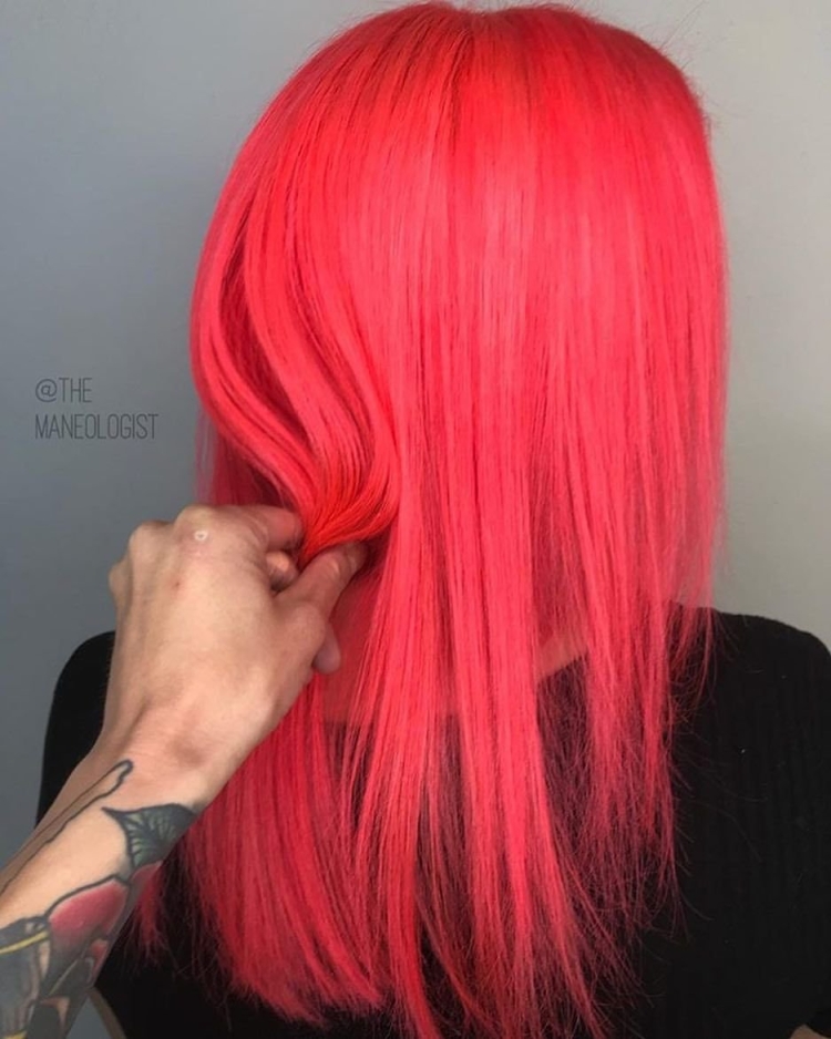 Красно коралловый цвет волос