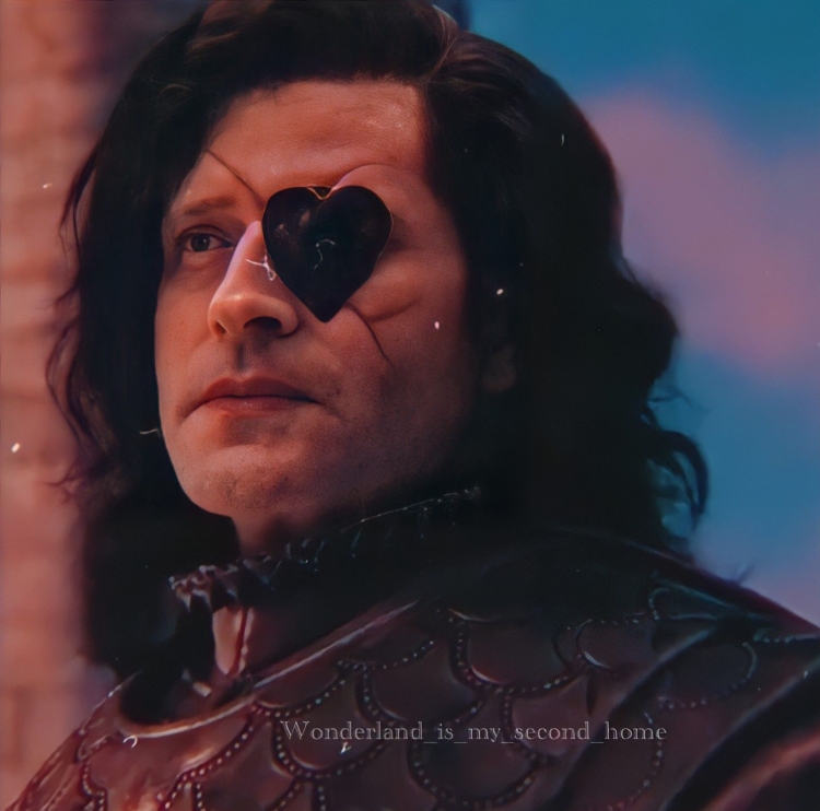 Криспин Гловер валет червей