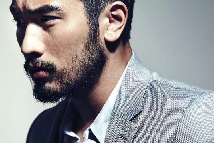 Азиаты с бородой