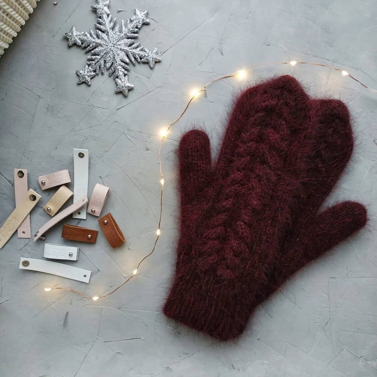 Варежки из пуха норки спицами