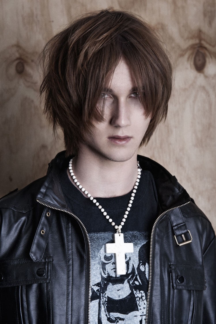 Курт Кобейн с короткими волосами