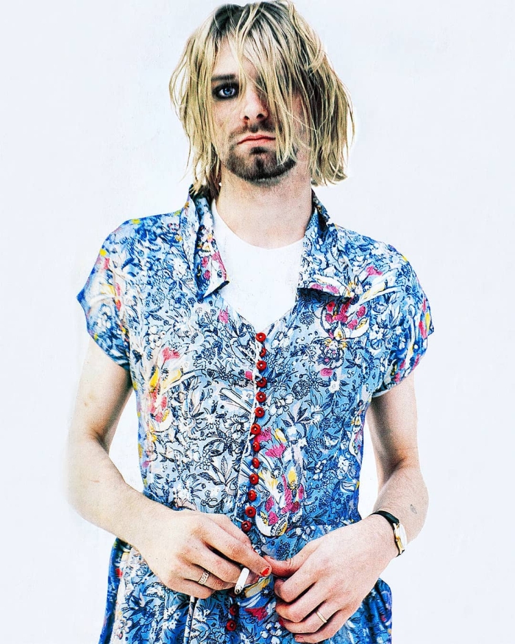 Курт Кобейн в платье