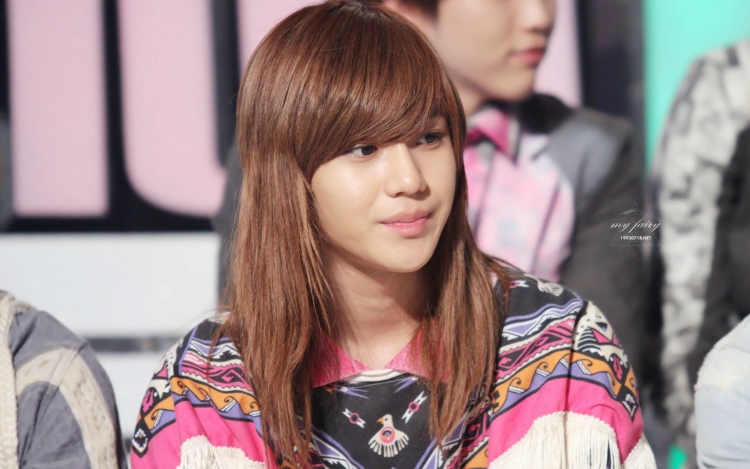 SHINEE Тэмин прическа