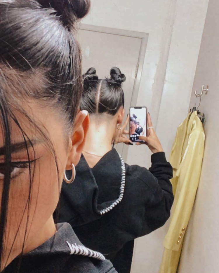 Дикси ДАМЕЛИО прическа