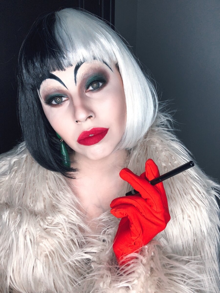 Макияж Круэллы де Виль