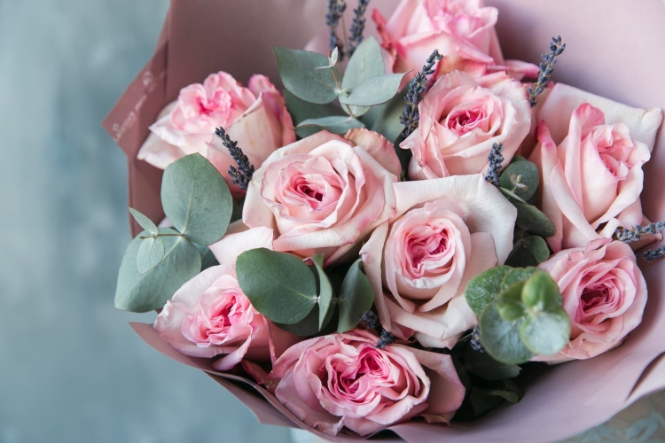 Доброе утро пионовидные розы