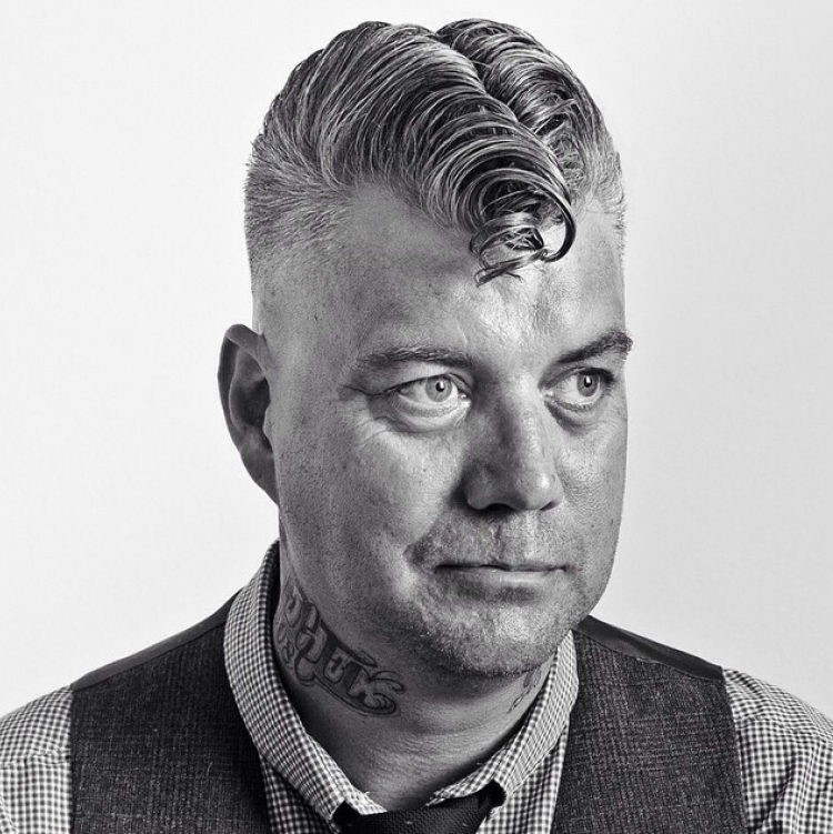 Помпадур Schorem