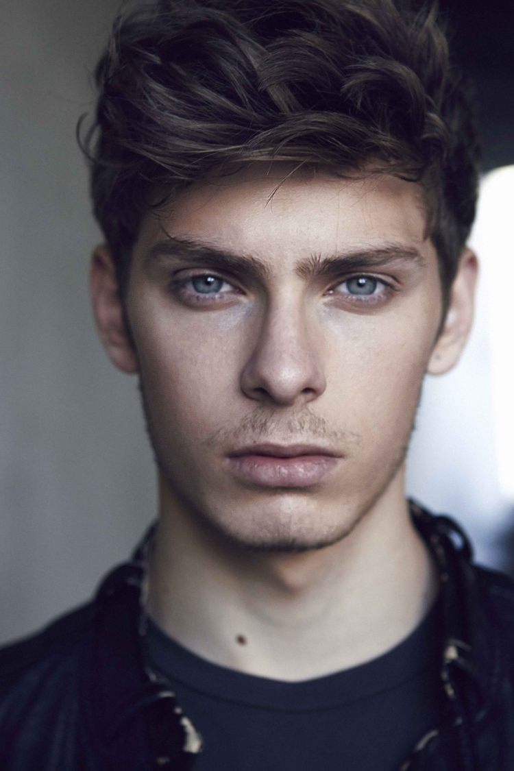 Стрижки мужские для лапоухи