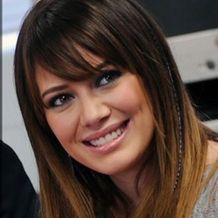 Хилари Дафф с челкой