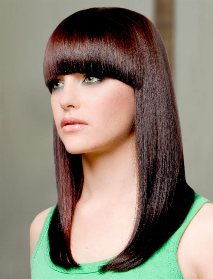 Стрижка челки полукругом