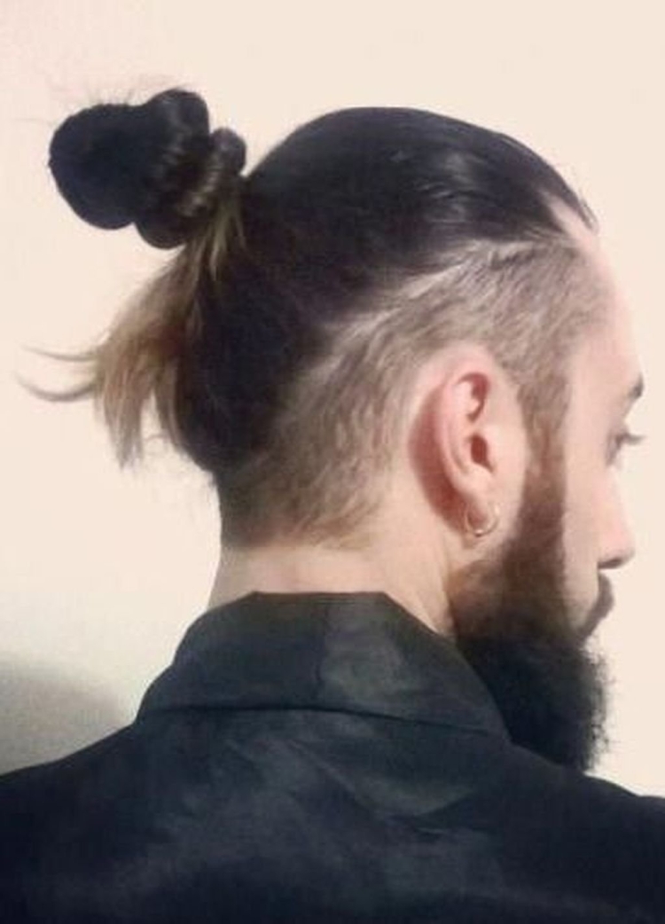 Фараон прическа топ кнот