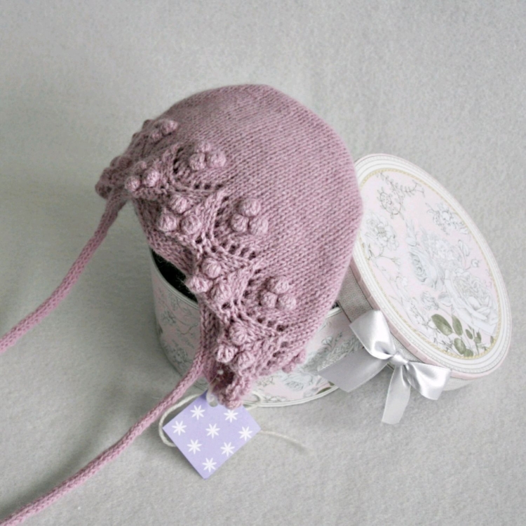 Чепчик для новорожденного спицами