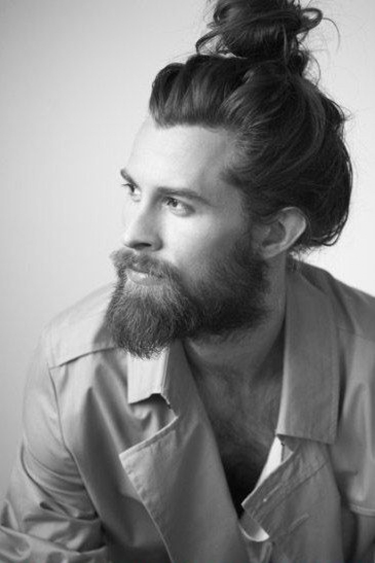 Мэн Бун стрижка