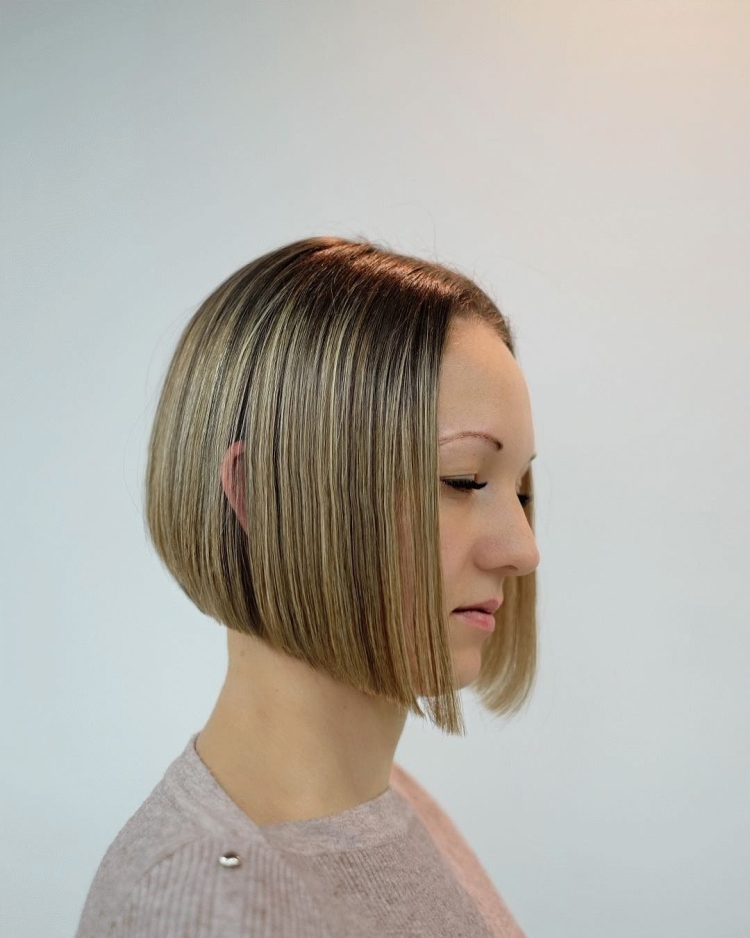 Стрижка каре 2023