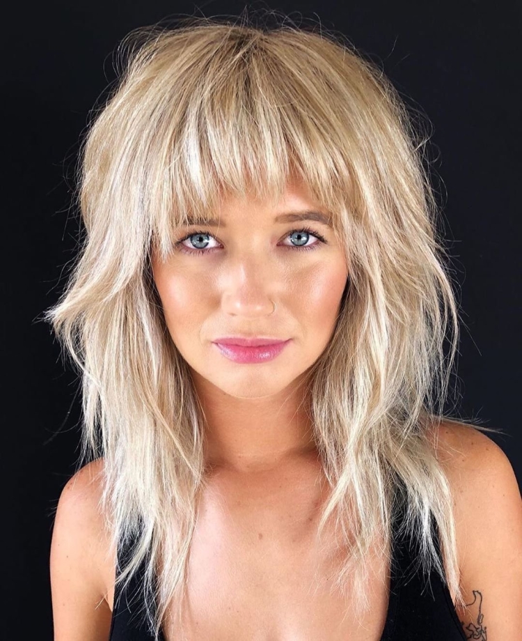 Стрижка Шегги на средние