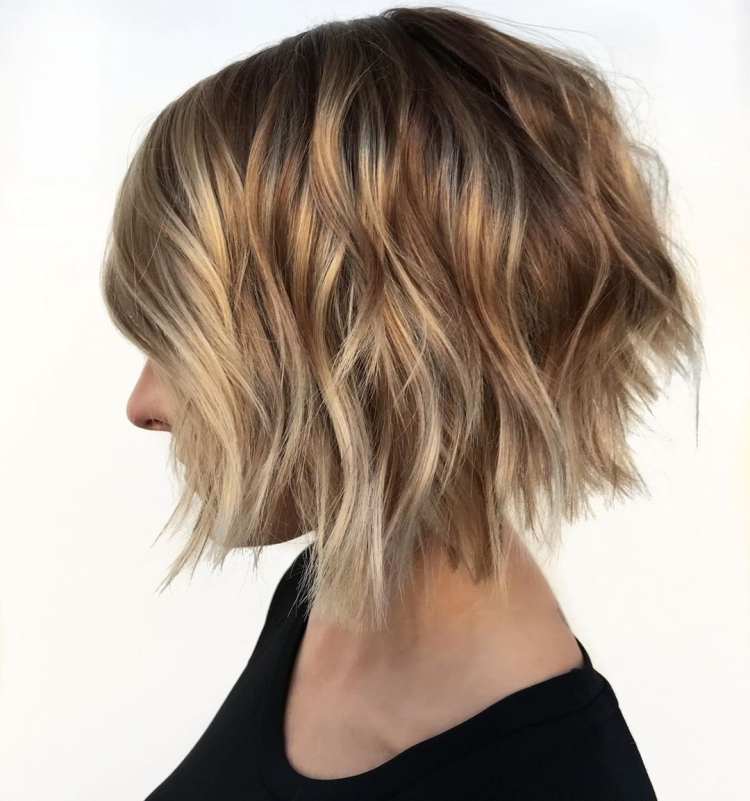 Волнистый Боб стрижка