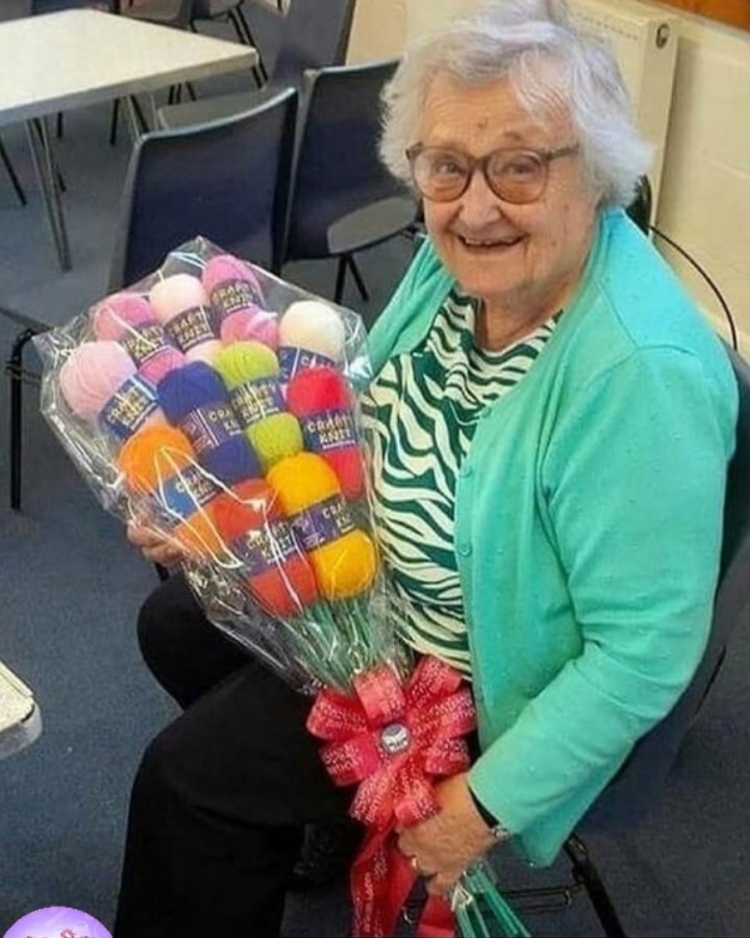 Подарок бабушке на день рождения