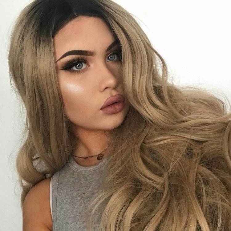 Блонд с темными корнями