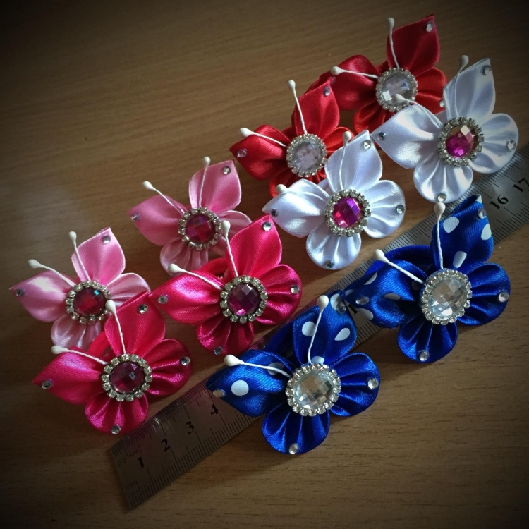 Заколки из атласных лент