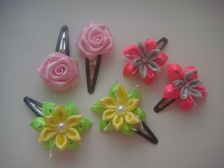 Заколки из лент
