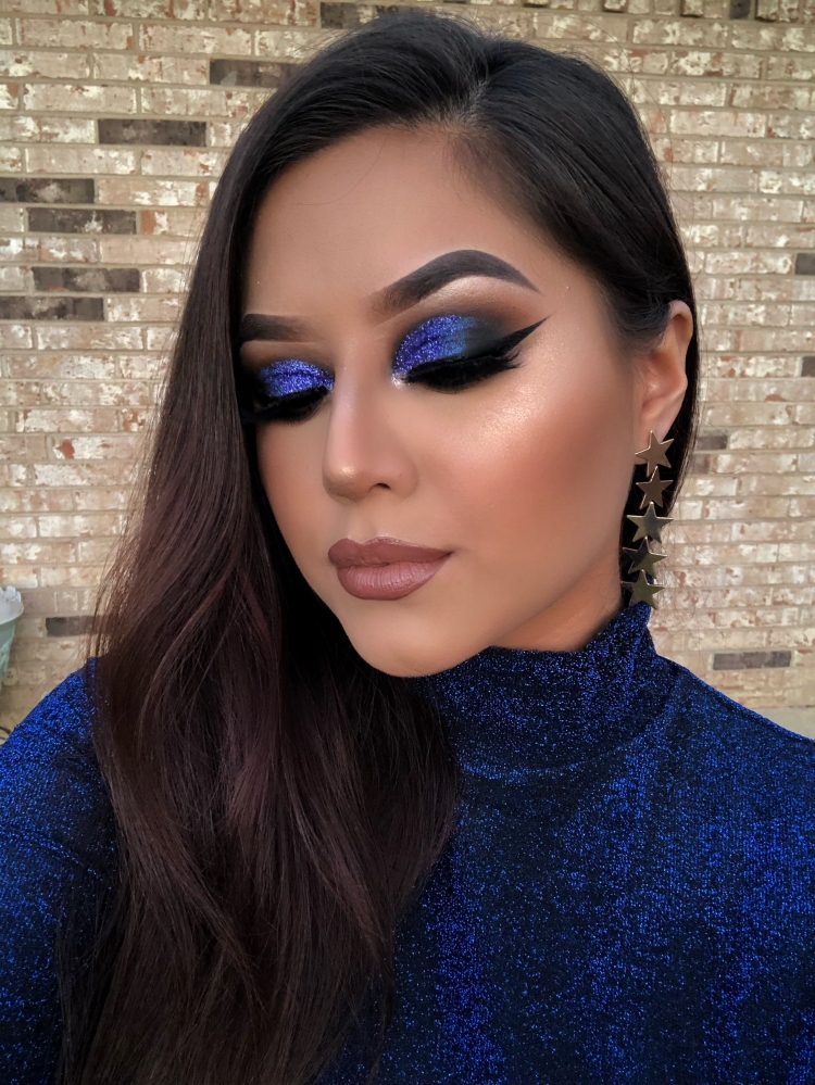 Синий макияж