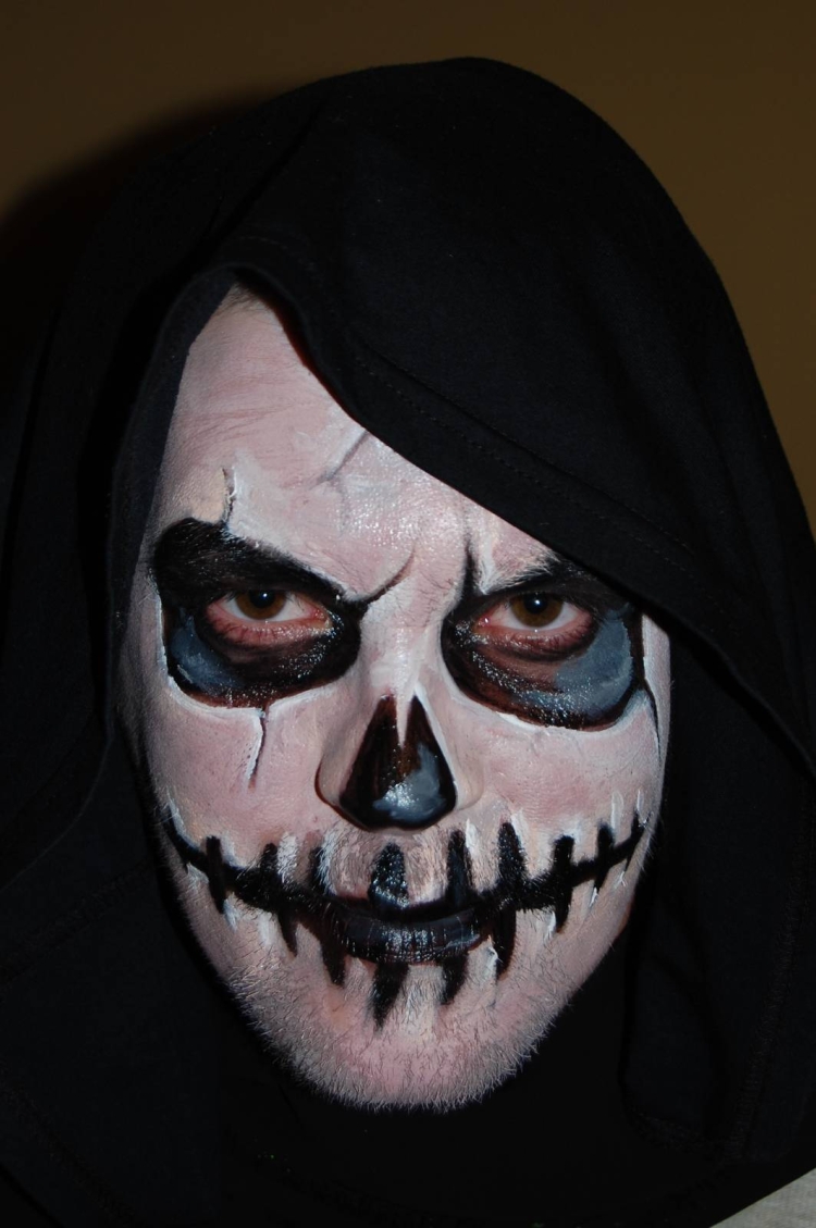 Страшный грим на Хэллоуин для мальчиков