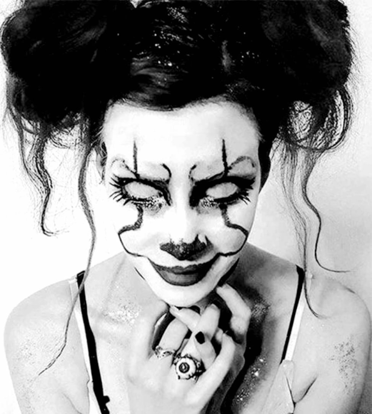 Гримм клоуна Пеннивайза