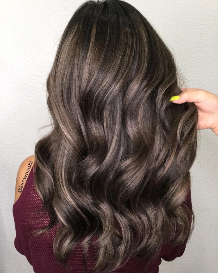 Пепельно каштановый цвет волос