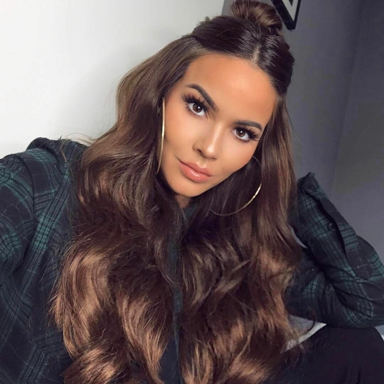 Длинные шоколадные волосы