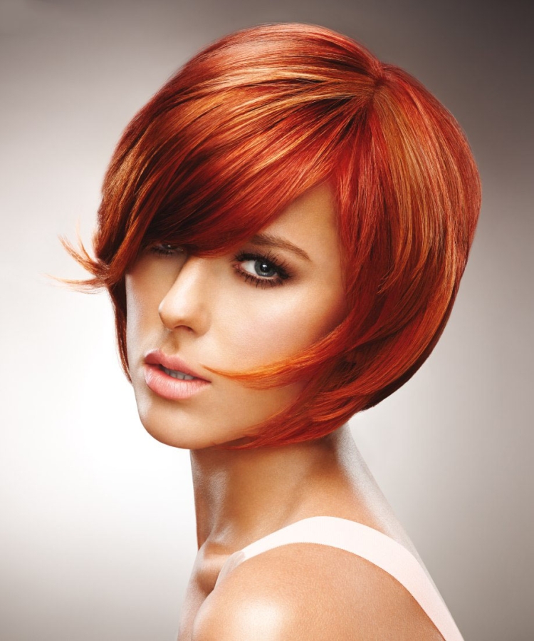 Стрижка Боб каре колорирование