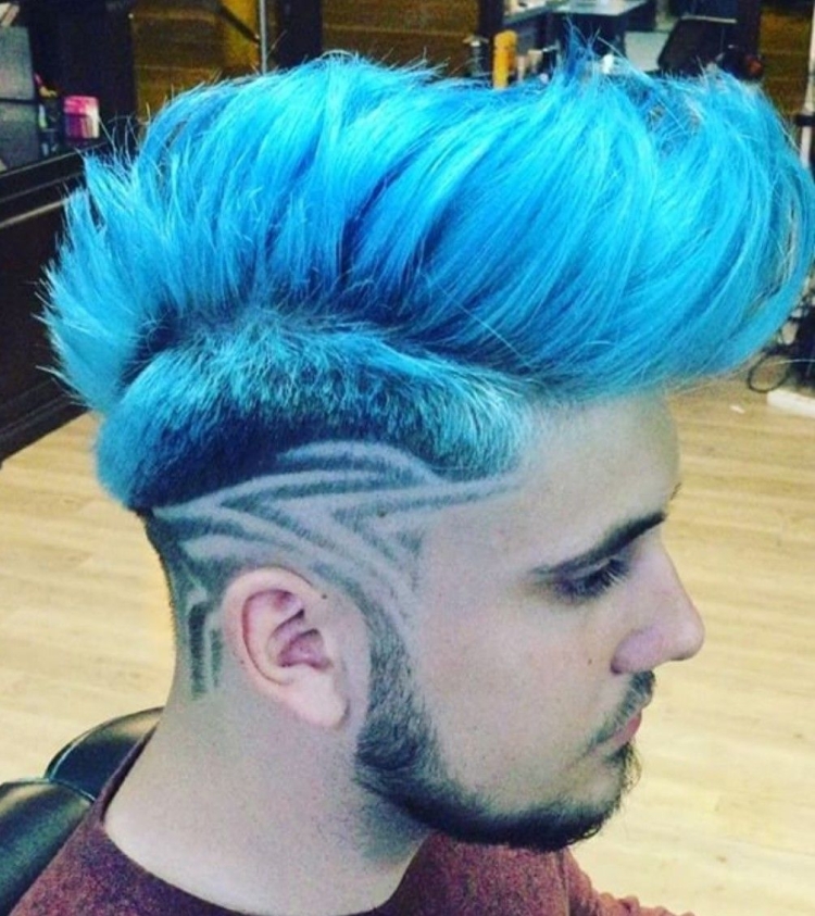 Синие волосы у мужчин