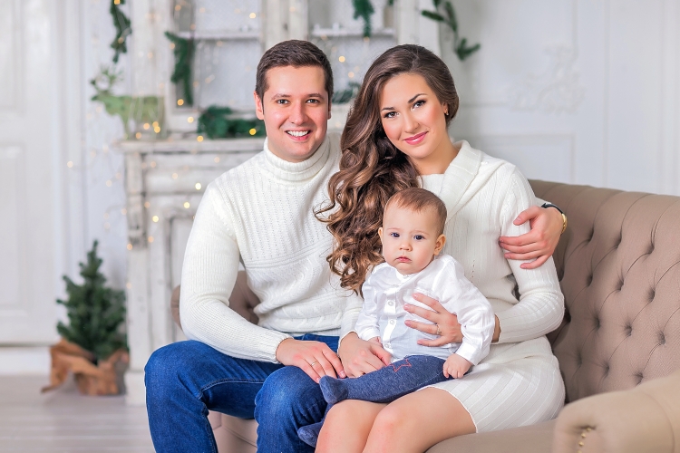 Семейная фотосессия в студии