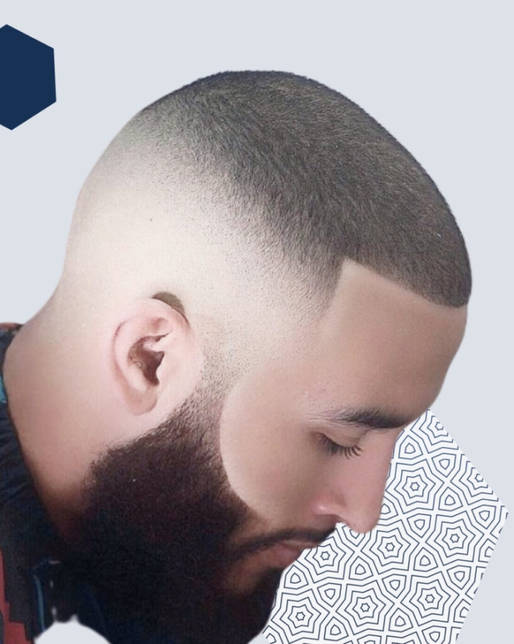 Прическа кроп 2022