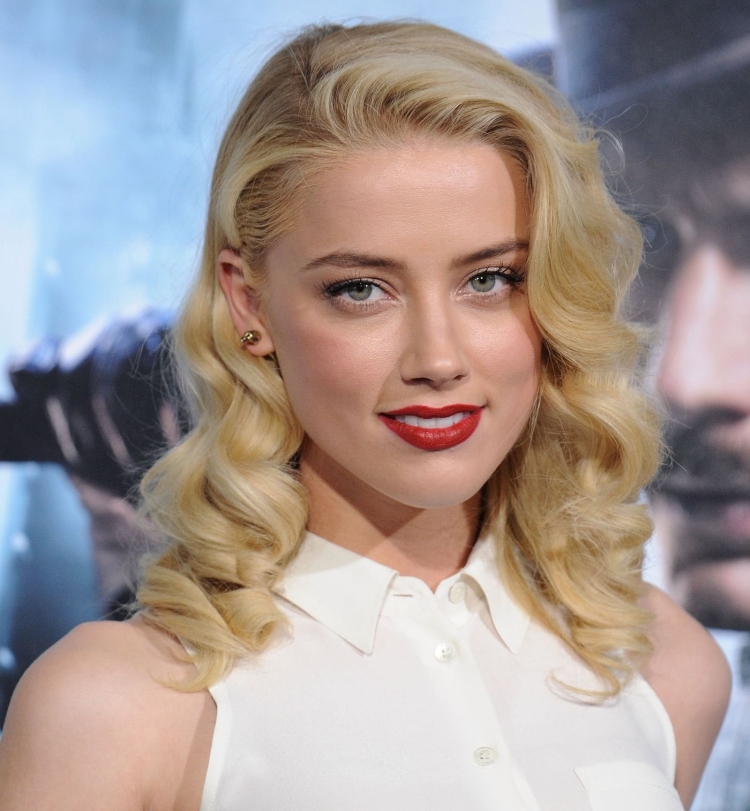 Причёска голивудская волна