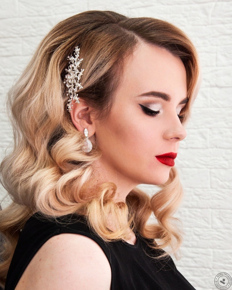 Прическа голливудская волна