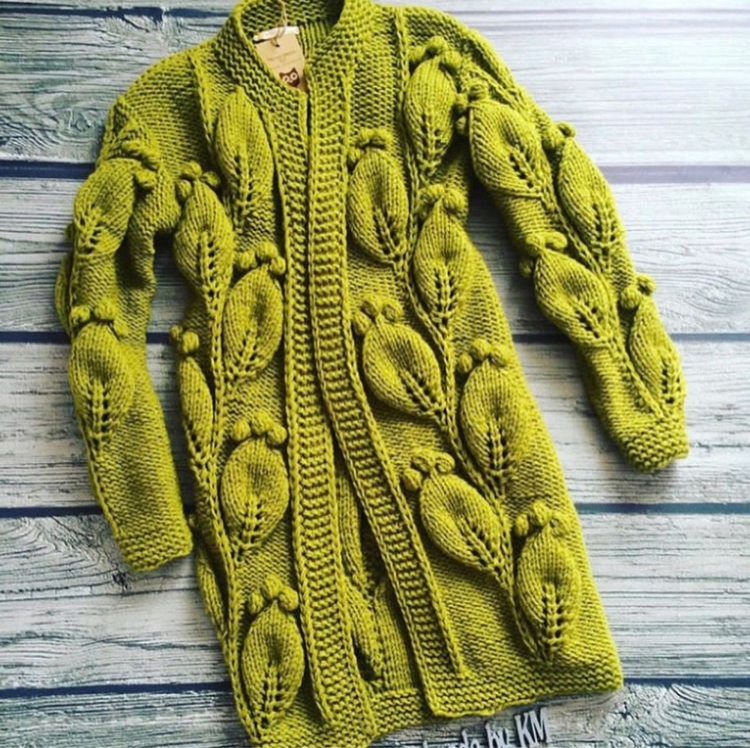 Кардиганы ручной вязки