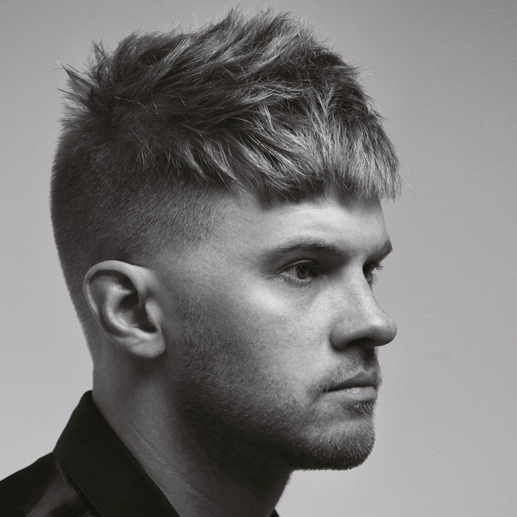 Бледный, Кирилл стрижка кроп