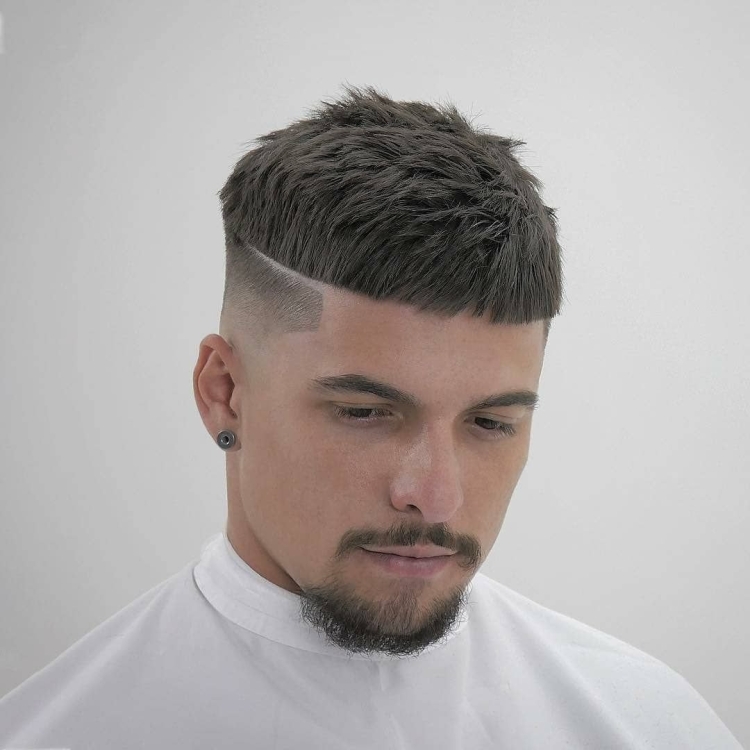 Кроп стрижка Цезарь барбершоп