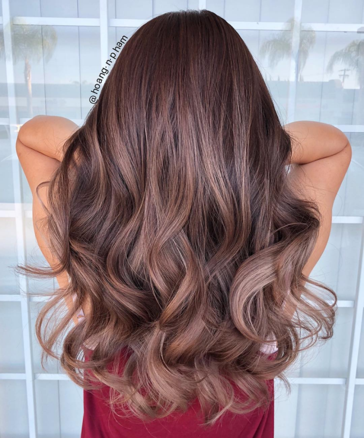 Шоколадное окрашивание волос