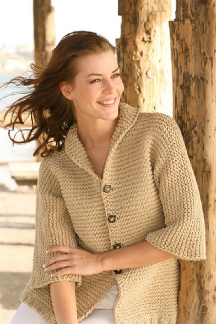 Вязаный жакет платочной вязкой