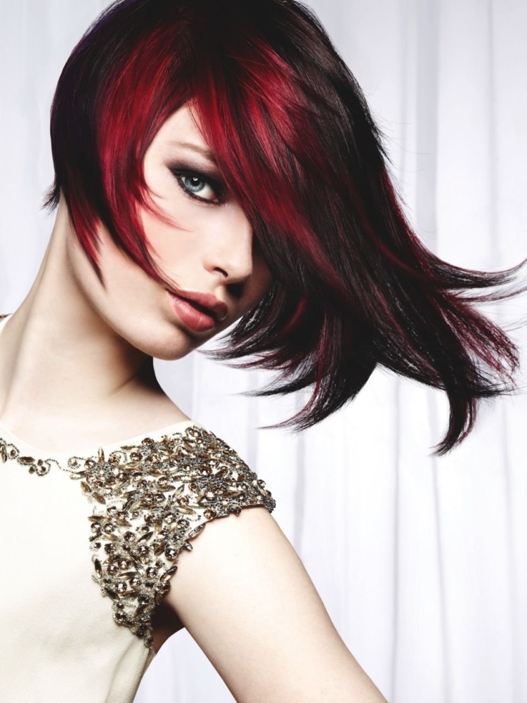 Колорирование волос красным