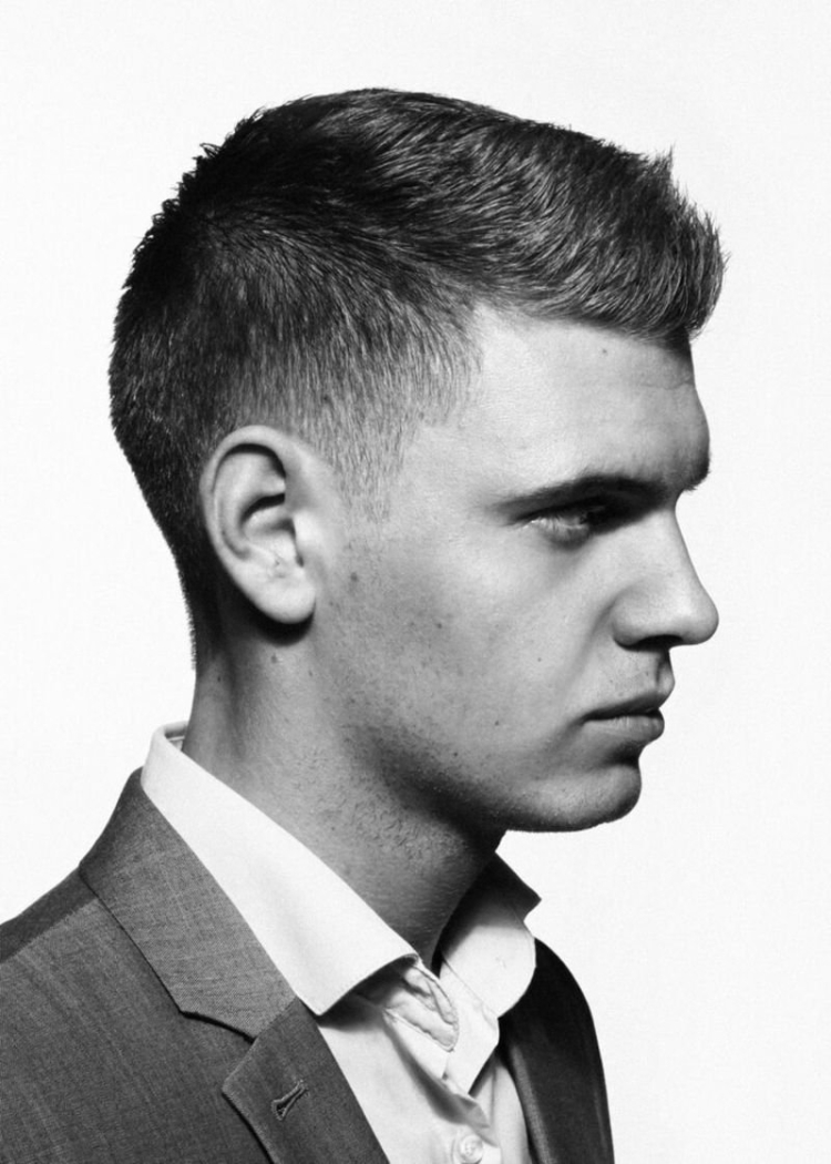 Мужские стрижки теннис модельная полубокс