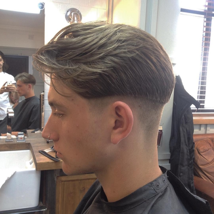 Мужская стрижка горшок с переходом