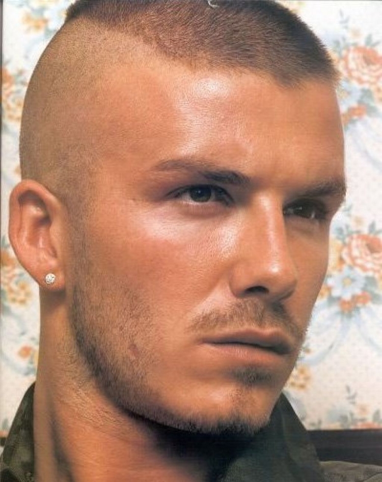 Дэвид Бекхэм стрижка полубокс