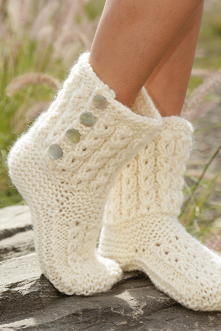 Вязаные следки тапочки сапожки спицами