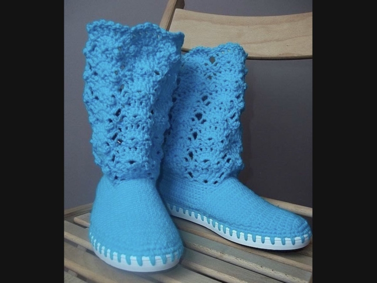 Ажурные сапожки на войлочной подошве крючком