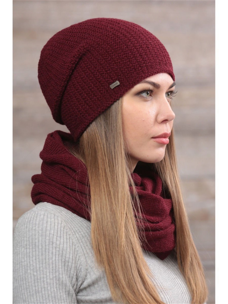 Шапка Аманда бордо