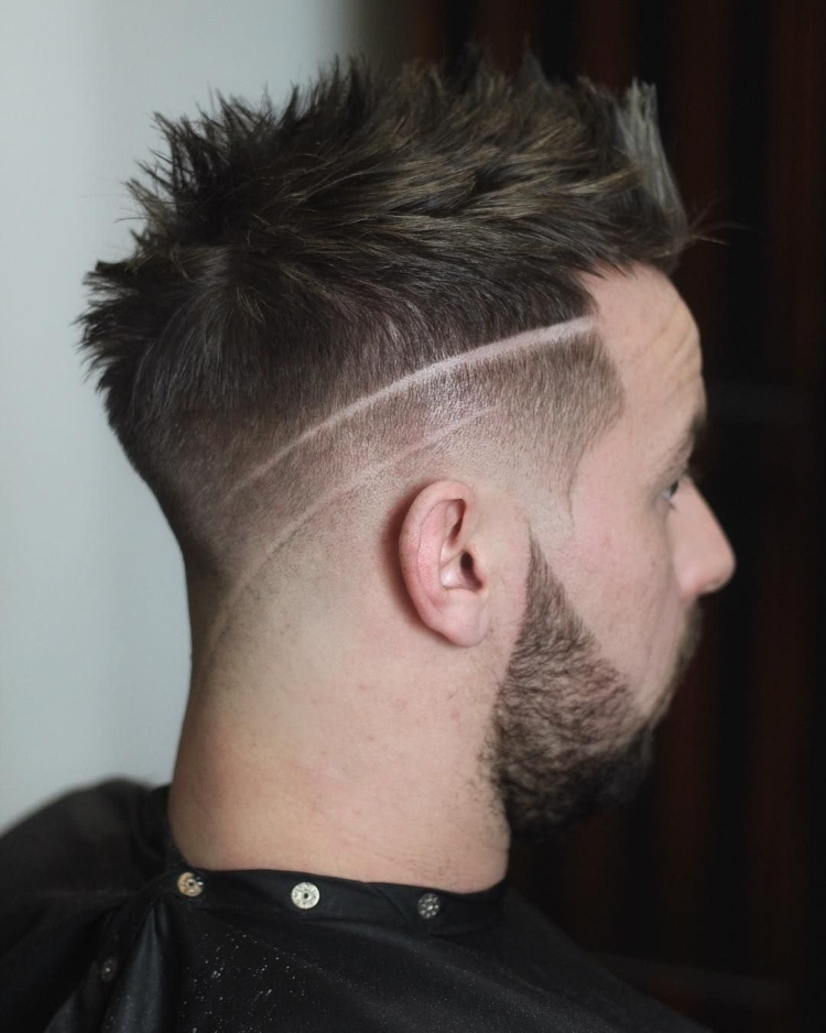 Мужские стрижки с полосой