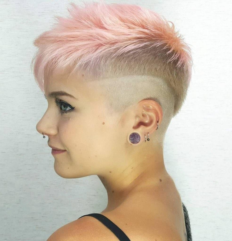 Женские стрижки с бритыми висками